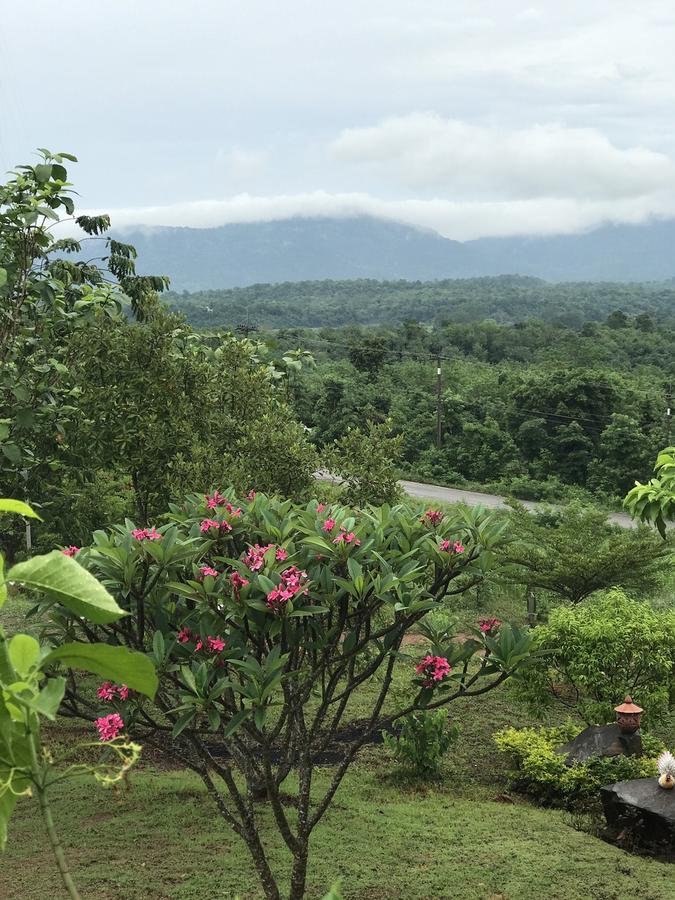 Hotel Baan Vallada Nakhonratchasima Exteriér fotografie